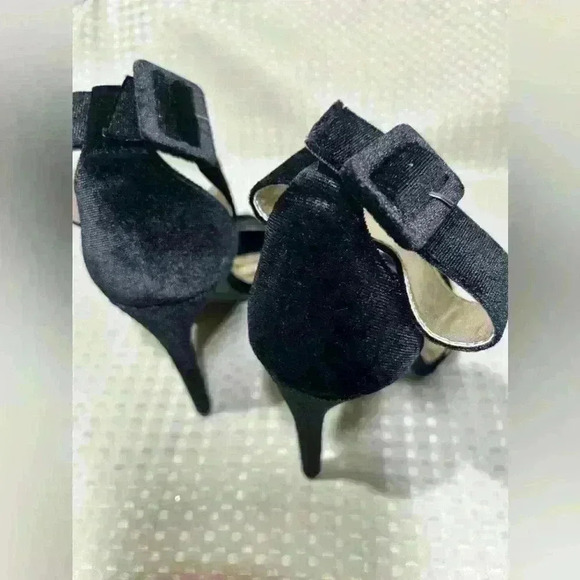 Venus high heels, Size 8 new without a box - Picture 5 of 11